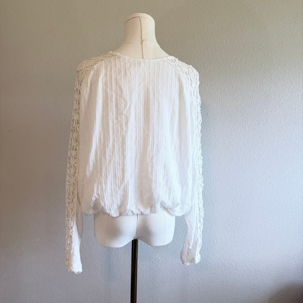 Free People Crochet Sleeve V-Neck Gauze Blouse White Boho Romantic Top Small - Picture 6 of 7